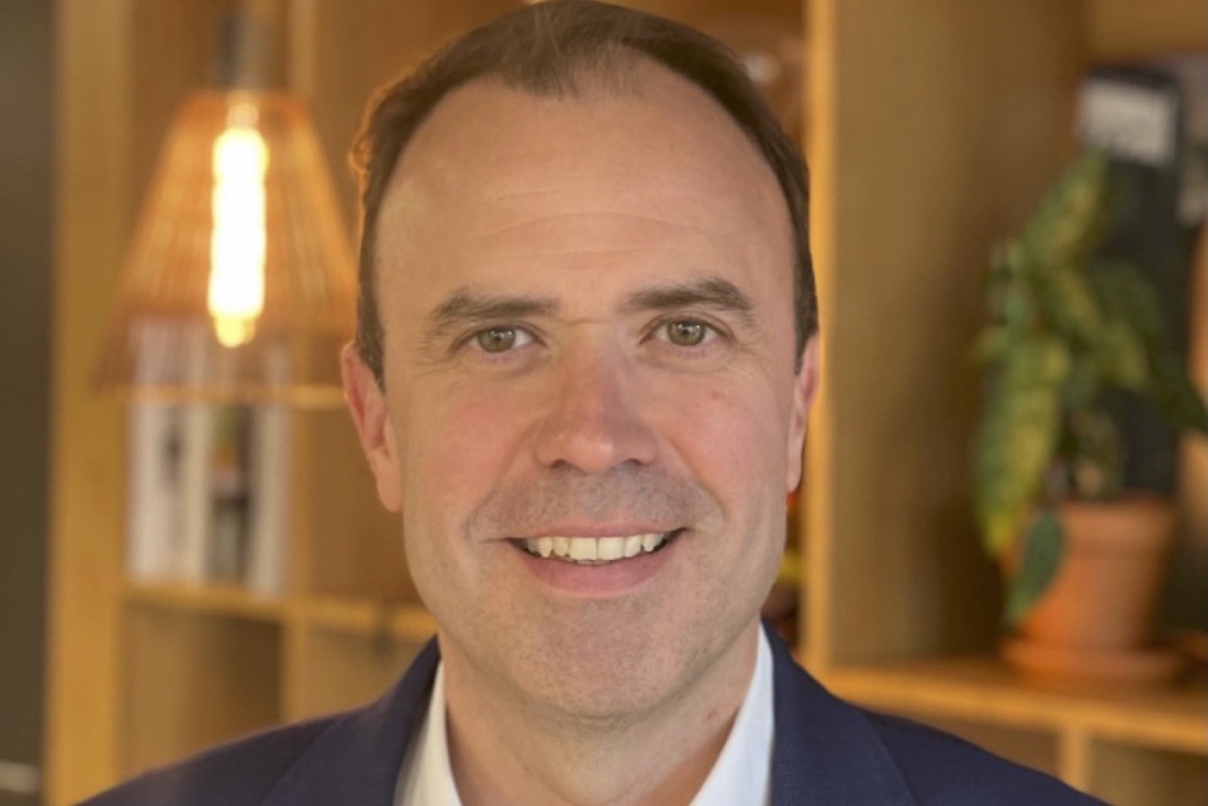 Mike Carrodus, Substantive Research